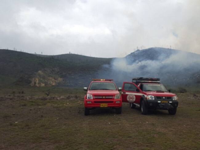 Incendio en Canoas vía Soacha – Mondoñedo