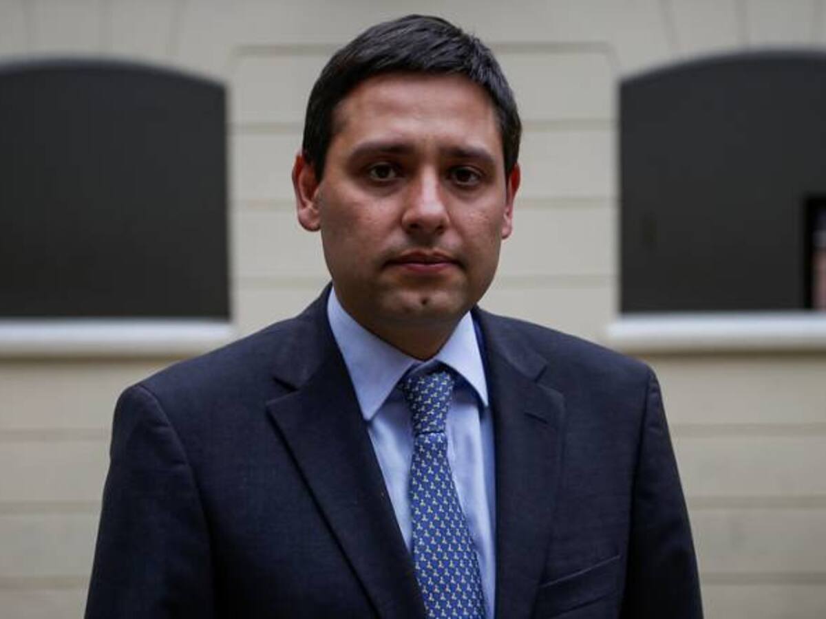 Próximo presidente del Congreso reconoce que el salario de los parlamentarios es alto