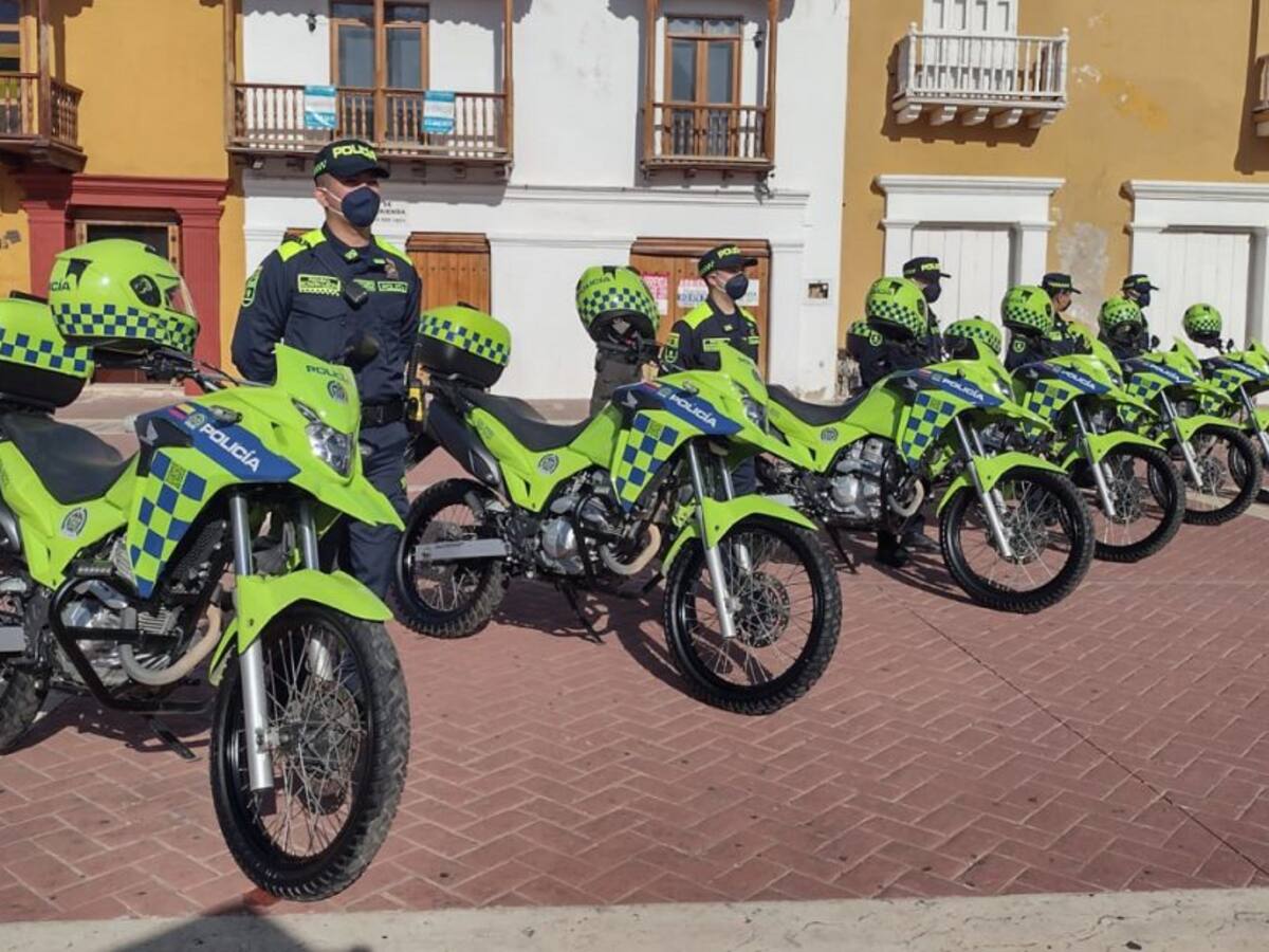 Cartagena tendrá 106 policías con nuevos uniformes