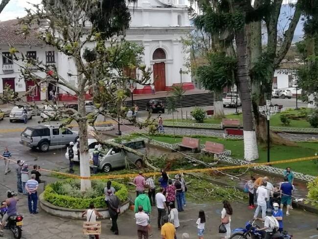 Emergencia ocasionada por las lluvias en Salamina