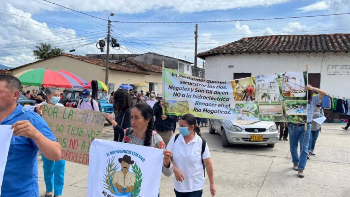 Lo que piensan en Mogotes de pequeña central hidroeléctrica