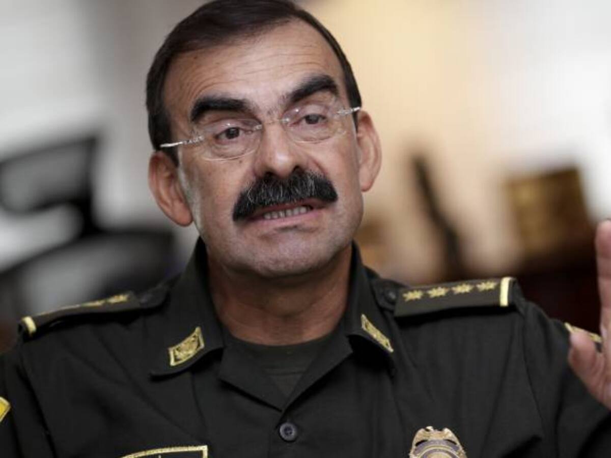 Celebro comisión para investigar escándalos en Policía: Palomino