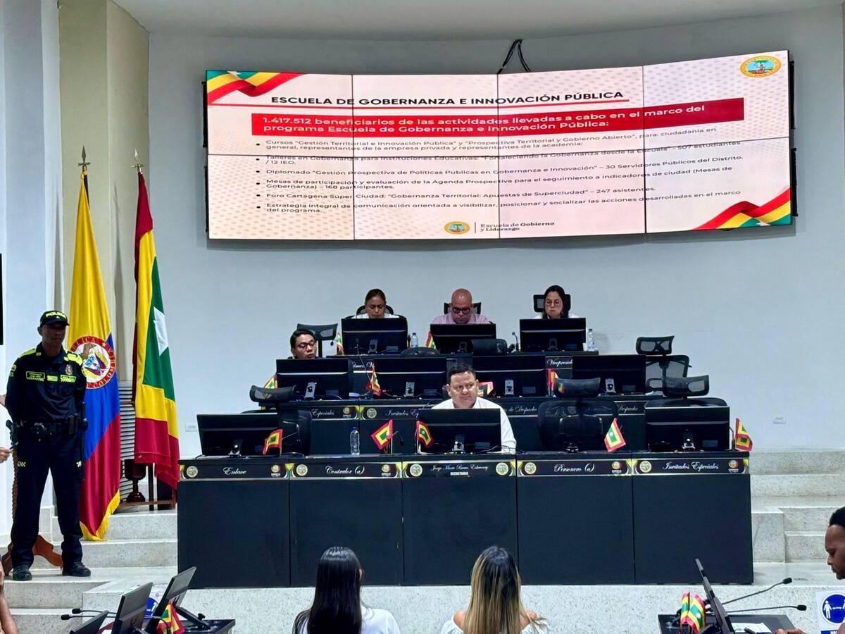 Escuela de Gobierno y Liderazgo presentó informe de gestión 2025 ante el Concejo Distrital