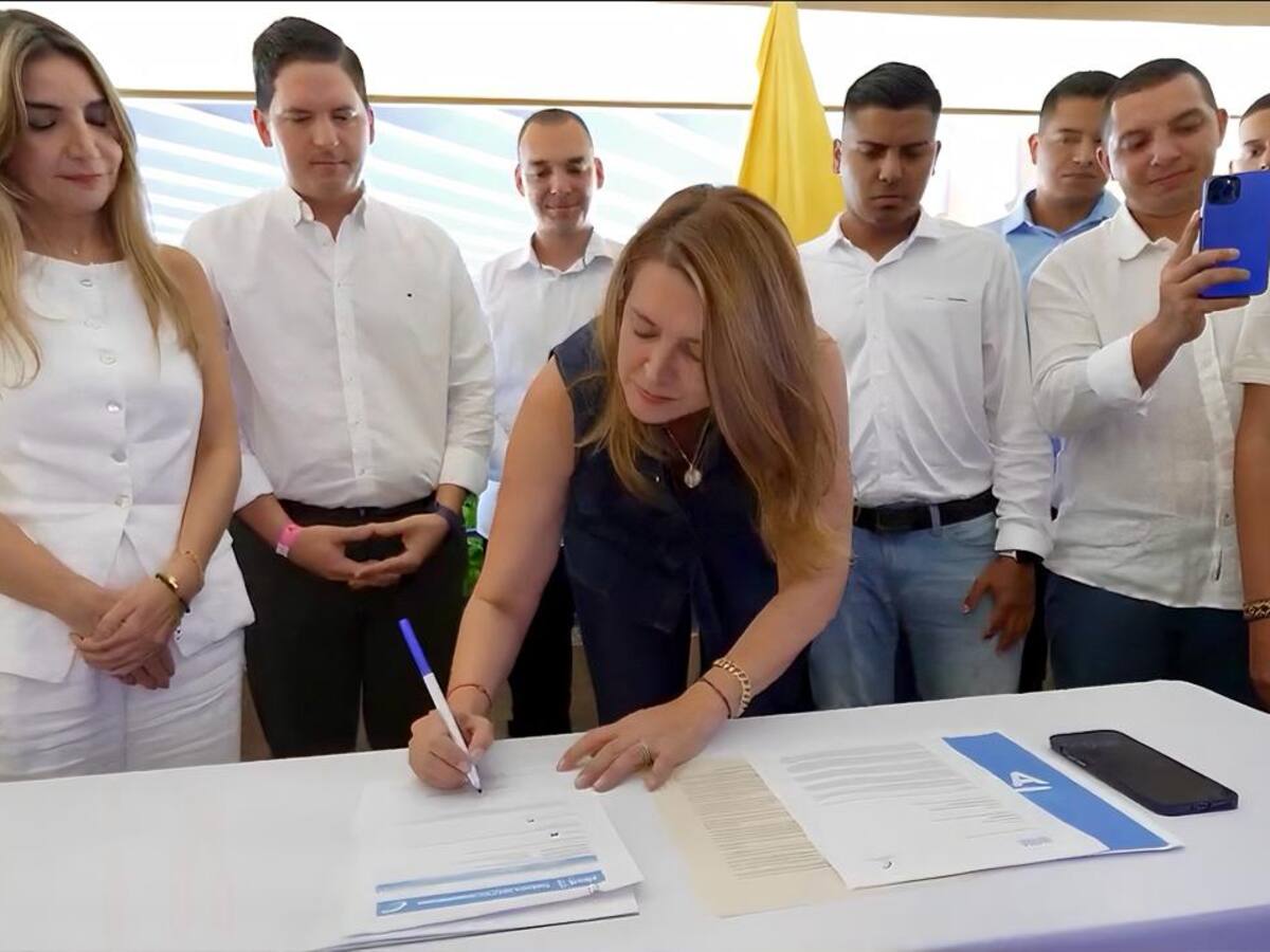 Juana Londoño oficializa su inscripción como precandidata presidencial del Partido Conservador