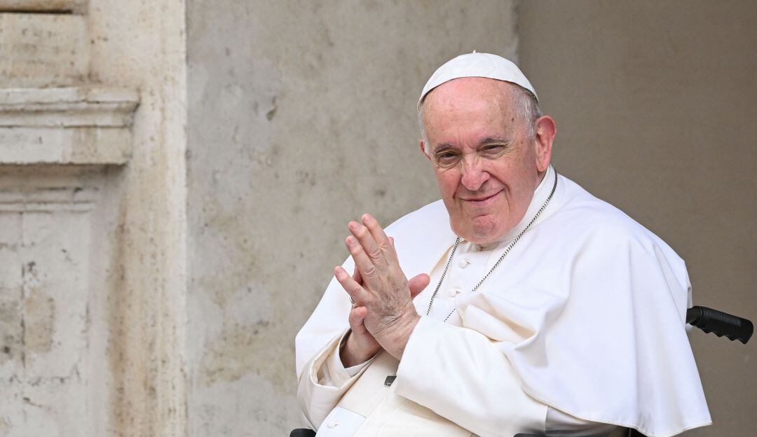 El papa desea ir a Ucrania, pero asegura que debe buscar el momento justo