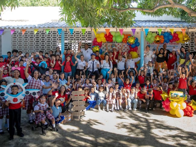 Más de 80 mil estudiantes de colegios públicos regresaron a clases en Santa Marta/ Alcaldía
