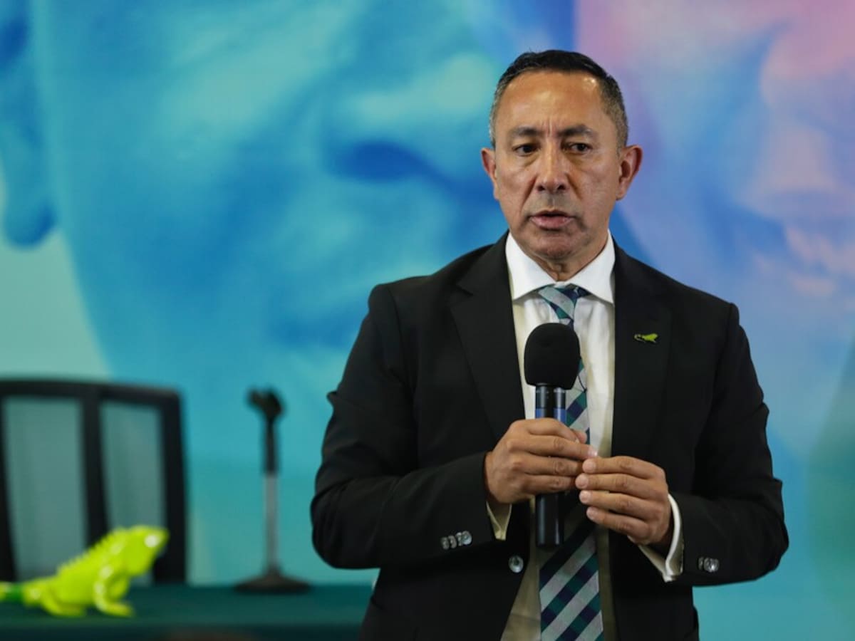 Al negocio tradicional de los combustibles fósiles lo vamos a proteger: pdte. de Ecopetrol