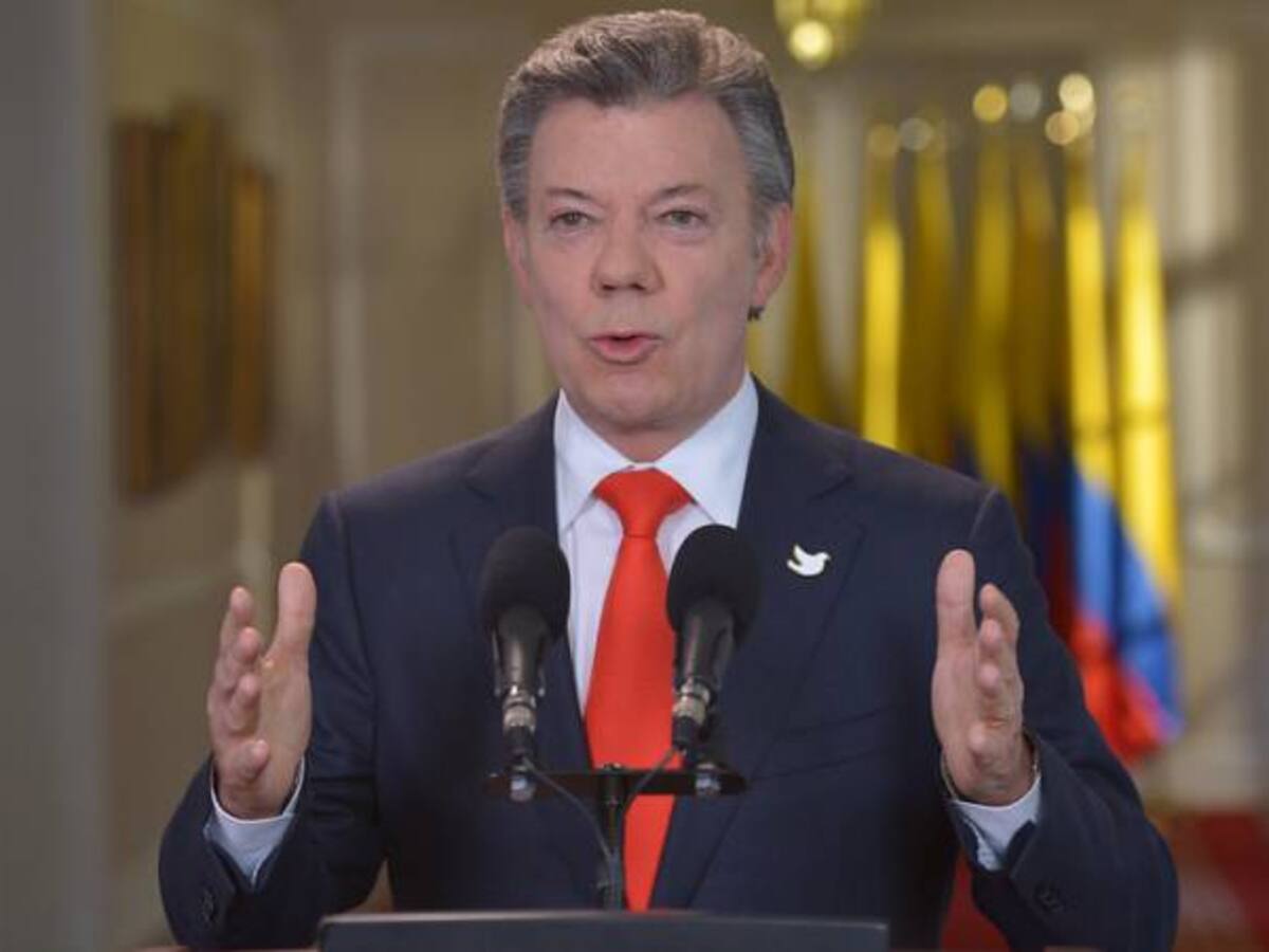 Mandatarios electos tendrán la responsabilidad del éxito de la paz: Santos
