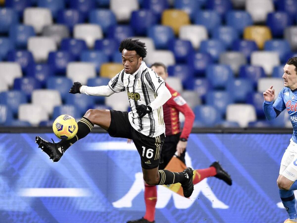 Malas noticias: Cuadrado se lesionó en partido de Juventus frente al Napoli