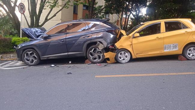 Choque múltiple en Medellín- foto cortesía