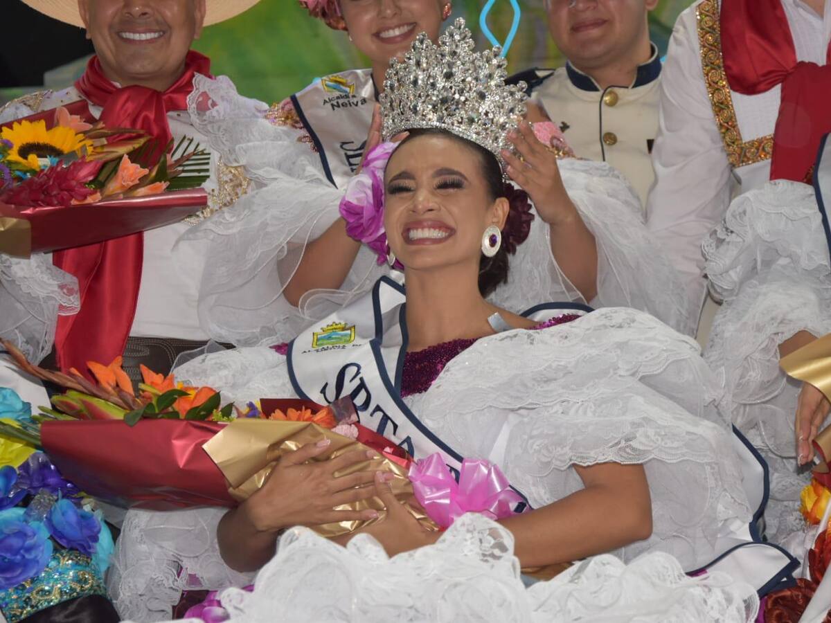 En una noche de tradición y folclor, Neiva eligió a su nueva soberana del San Juanero.