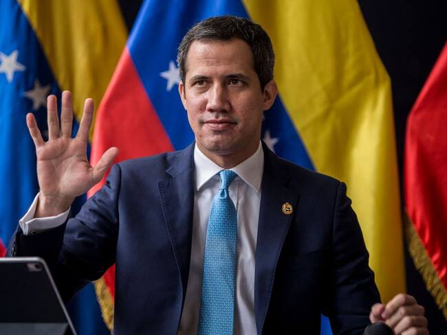 Nos deben una elección libre y justa: Guaido sobre Venezuela