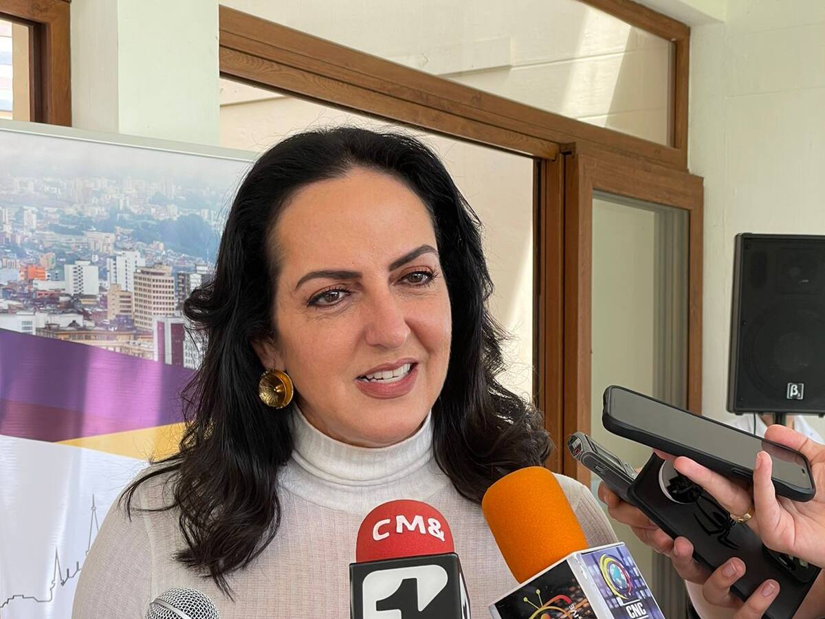 Mamerto e incompetente, calificó María Fernanda Cabal al alcalde de Manizales
