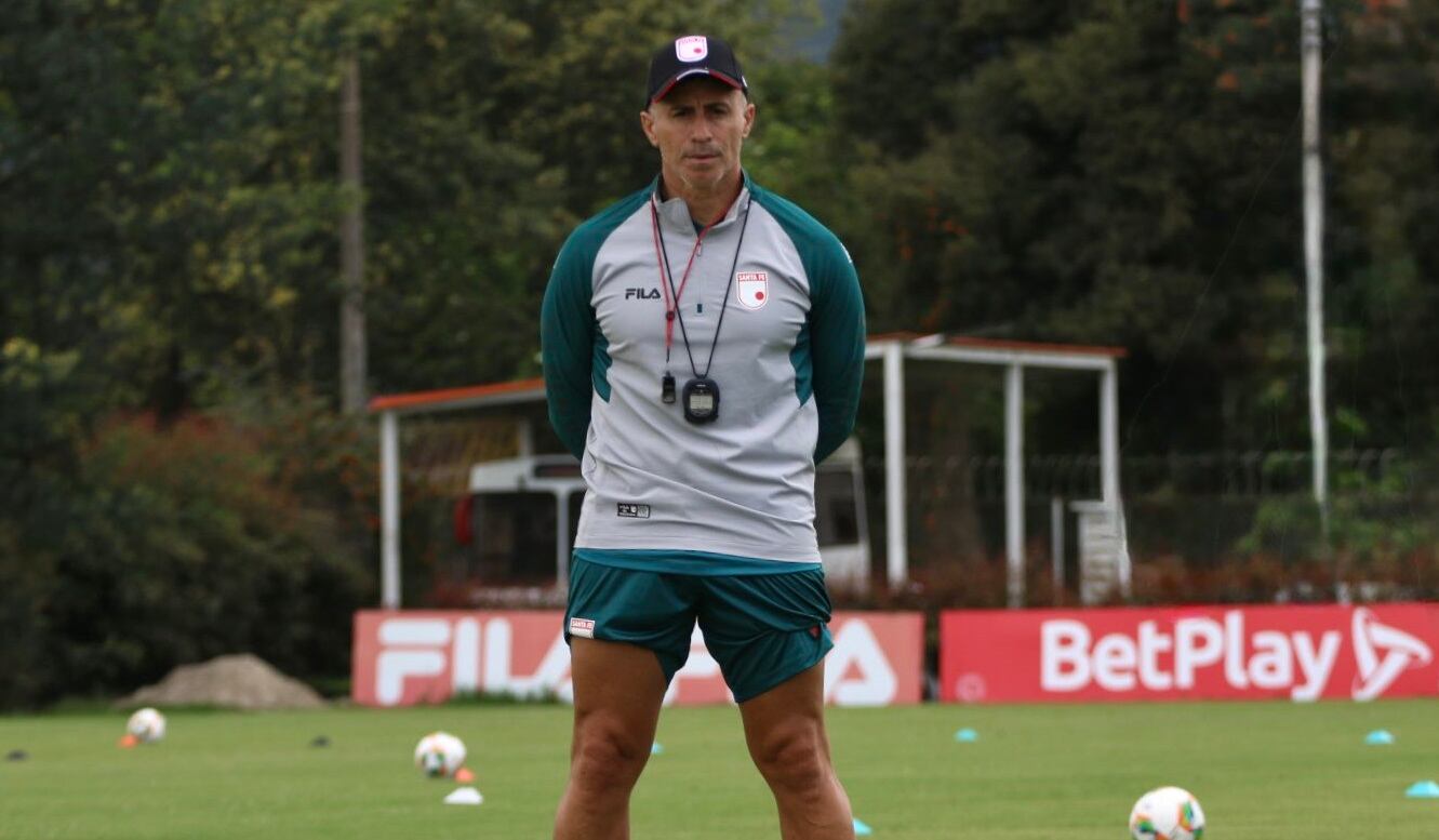 Pablo Peirano, entrenador de Santa Fe