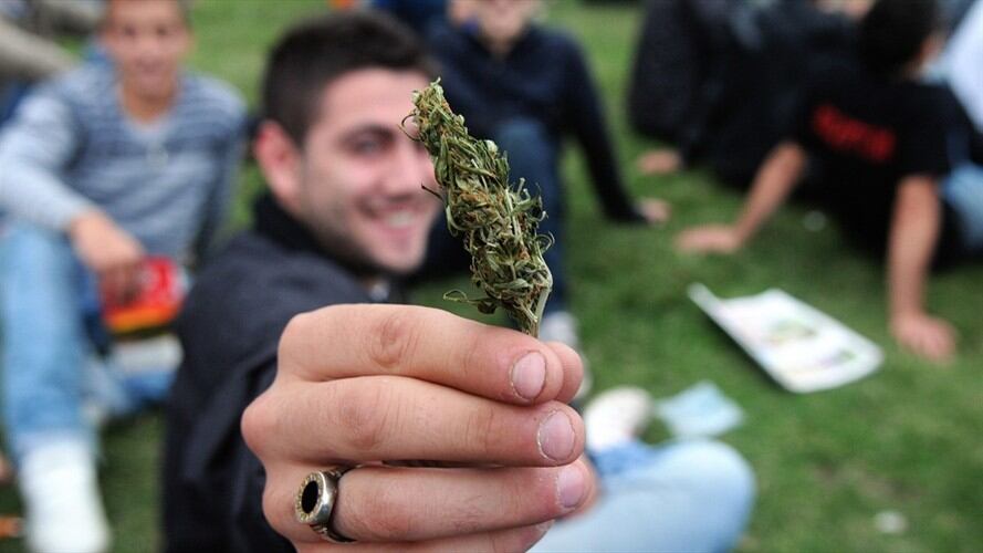 En Medellín y su Área Metropolitana, Antioquia y los departamentos que integran el Eje Cafetero, tienen consumos de drogas ilícitas superiores al resto del país. Foto: Colprensa