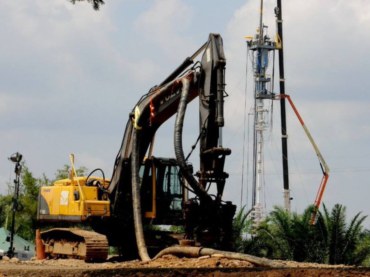 Tarifa de transporte por oleoductos para productores de petróleo bajará 50%