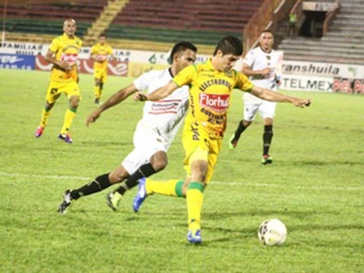 Huila busca reponerse de la goleada en la primera fecha frente a Itagüí