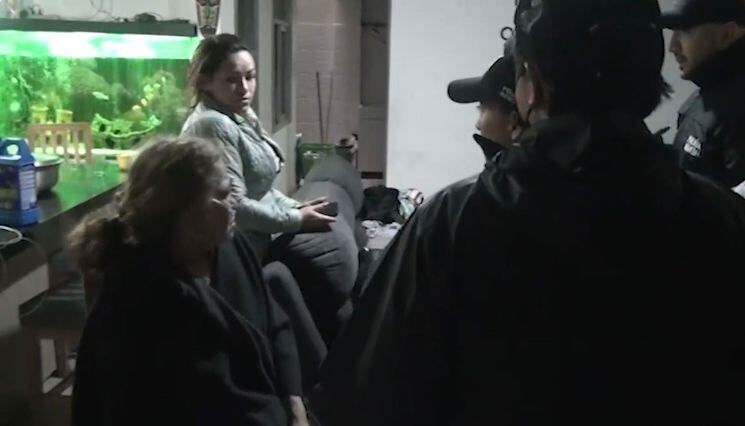 Mujeres capturadas por estafa