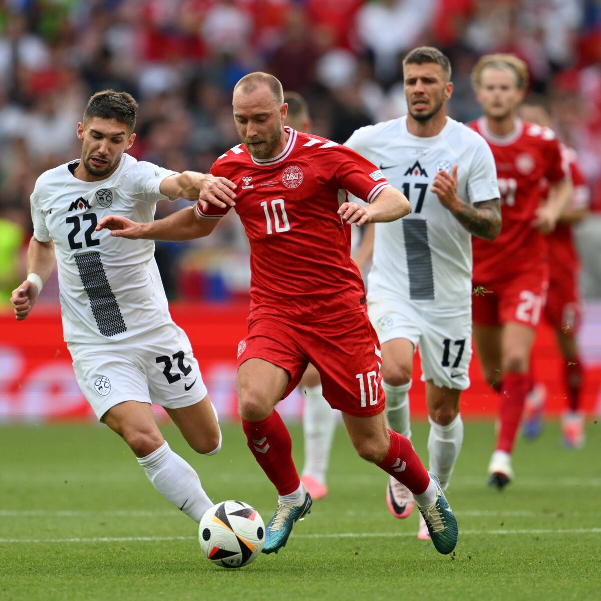 Dinamarca y Eslovenia no se hacen daño: empate en su primer juego en la Euro 2024
