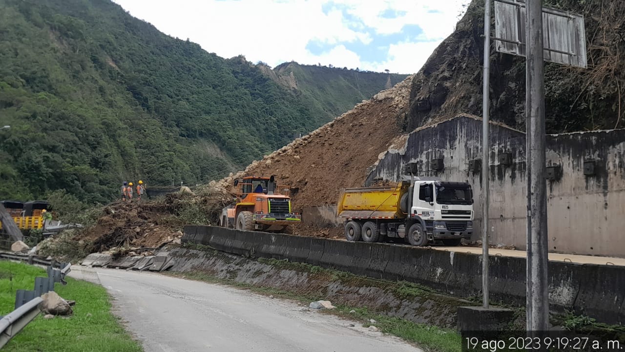 Avanzan trabajos en la vía Bogotá-Villavicencio. Foto: Colprensa.