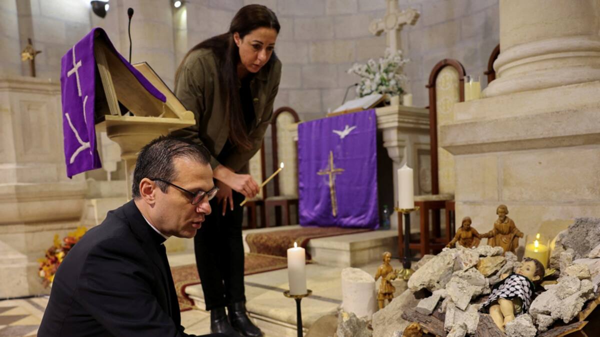 “La Navidad este año será diferente, estamos rotos”: pastor palestino de iglesia en Belén