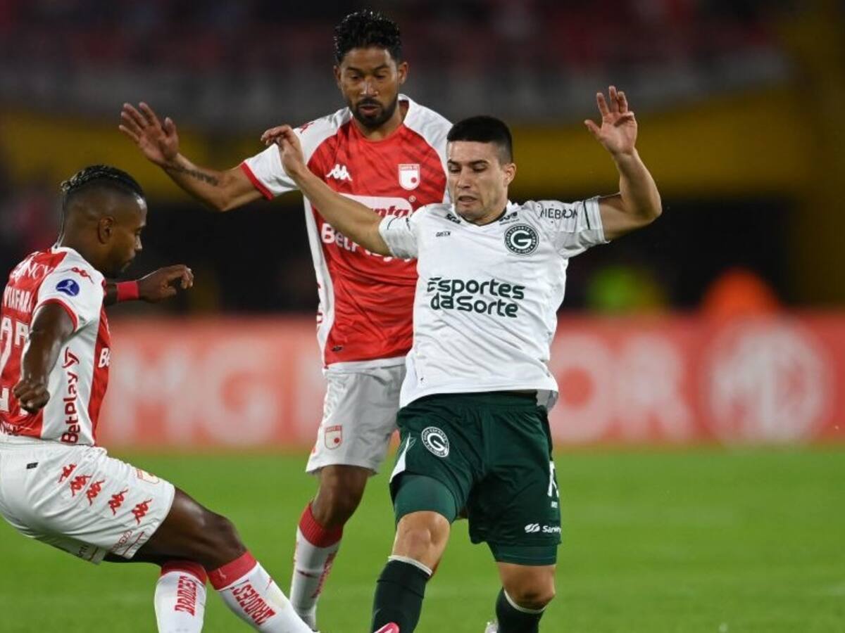 Santa Fe despide el semestre con derrota ante Goiás y la eliminación de la Sudamericana