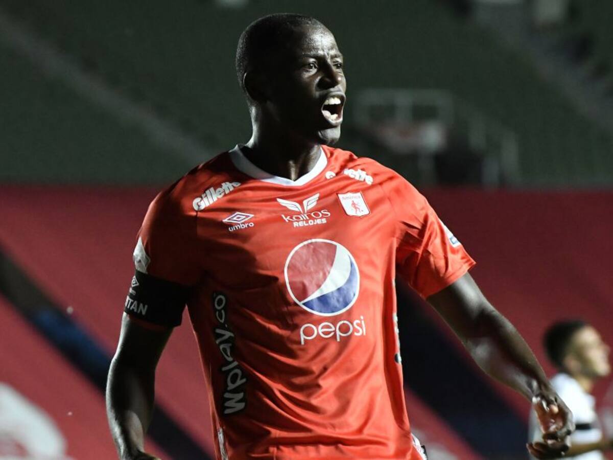 Adrián Ramos no llegaría para el partido ante Millonarios por Liga