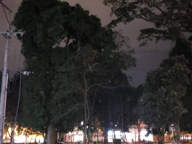 La oscuridad del parque Bolívar