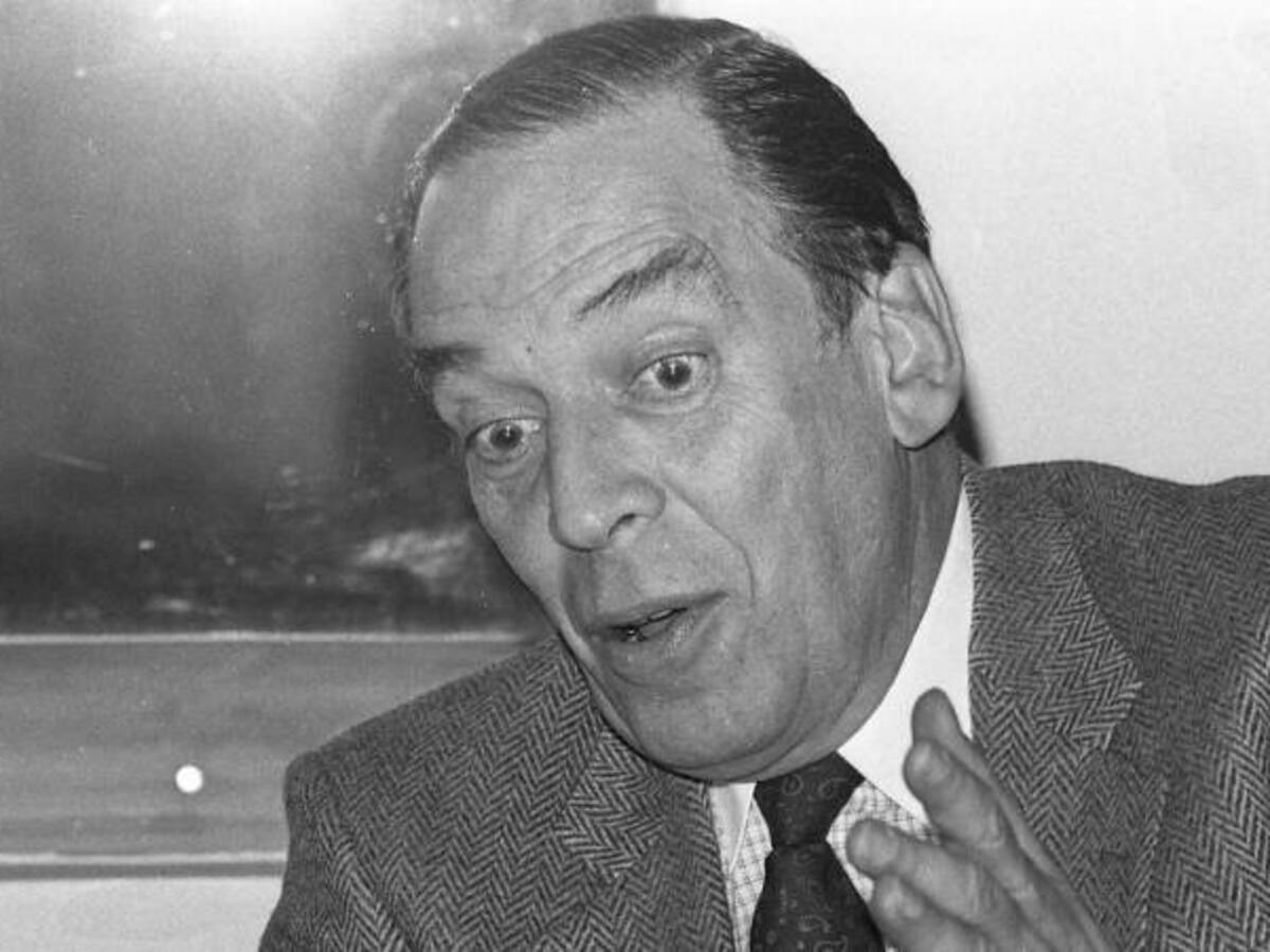 Senador Uribe pidió escuchar a ex paras en caso Álvaro Gómez Hurtado