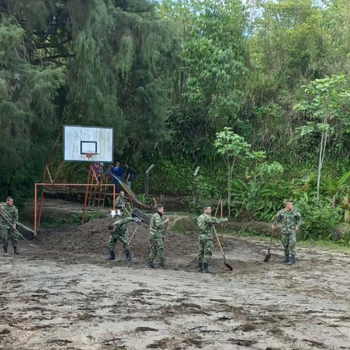 ¿Cuánto es el recurso de Mineducación para intervenir colegios afectados por lluvias