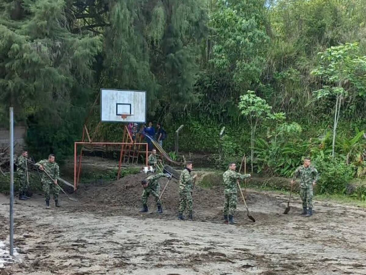 ¿Cuánto es el recurso de Mineducación para intervenir colegios afectados por lluvias