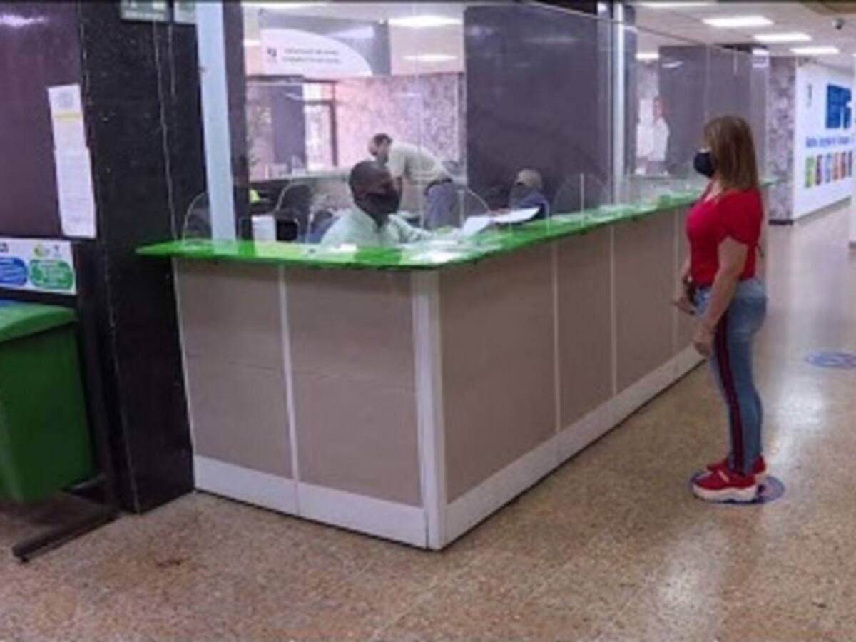 Gobernación del Valle reabre atención al público solo en el primer piso