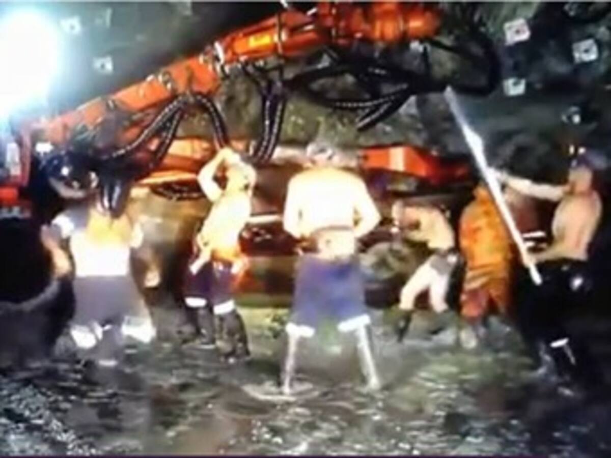 Despiden a 15 mineros tras bailar el "Harlem Shake" en una mina de Australia