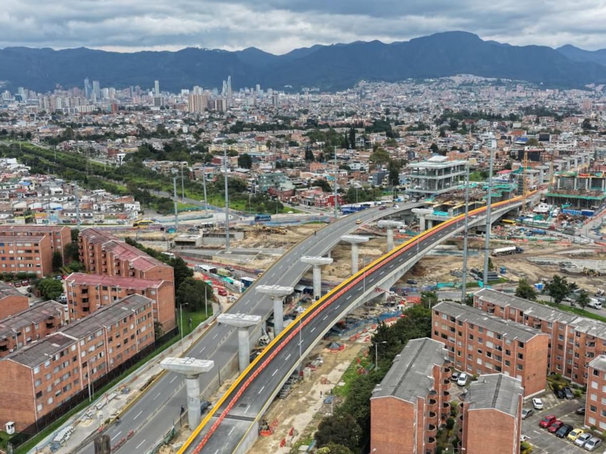 Ya entró en operación el puente vehicular sur de la Av. Primero de Mayo con Av. 68