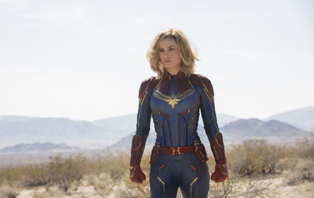 Así luce Capitana Marvel con su traje clásico en la nueva película