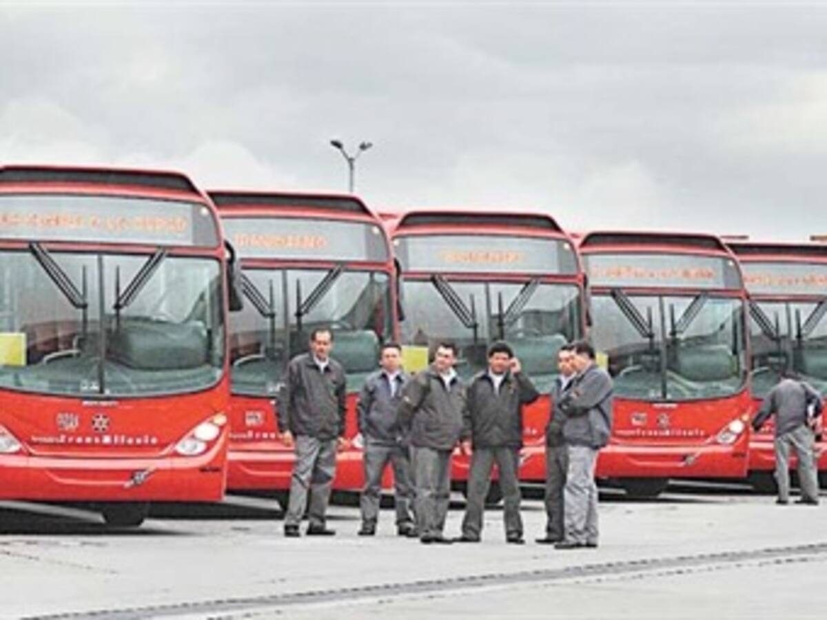 Este miércoles entran en operación 44 nuevos buses de Transmilenio