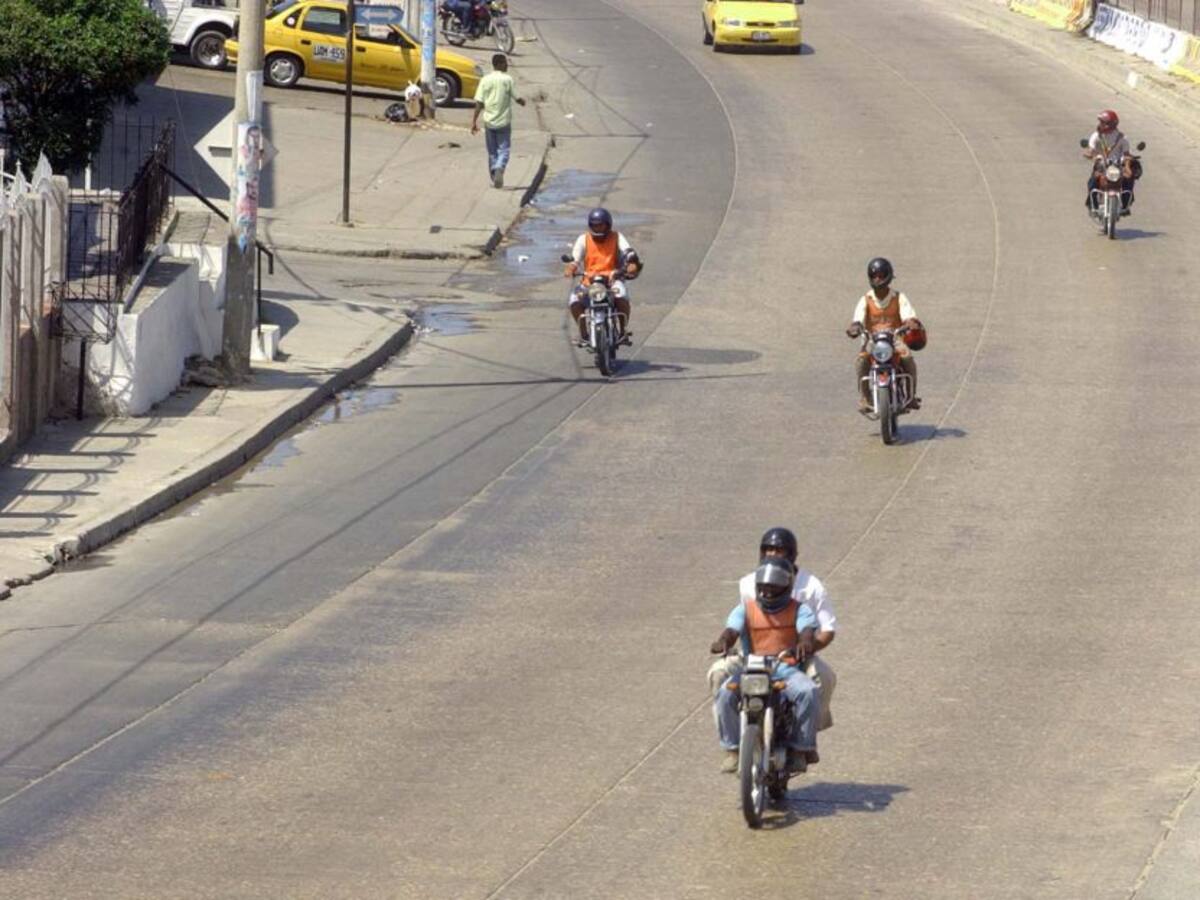 Mototaxistas estarían transportando pasajeros de Santa Marta a Barranquilla