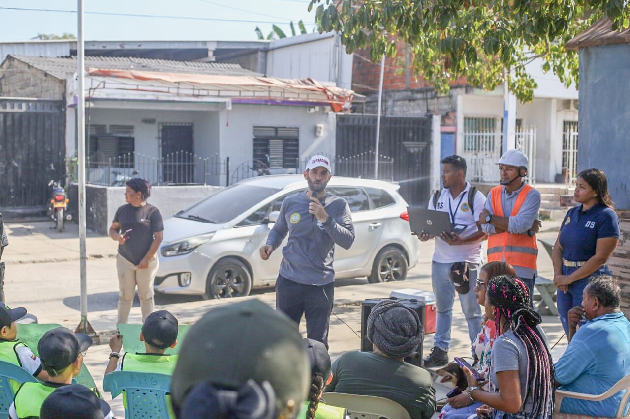 En cuatro nuevos barrios se fortalece la seguridad de Cartagena