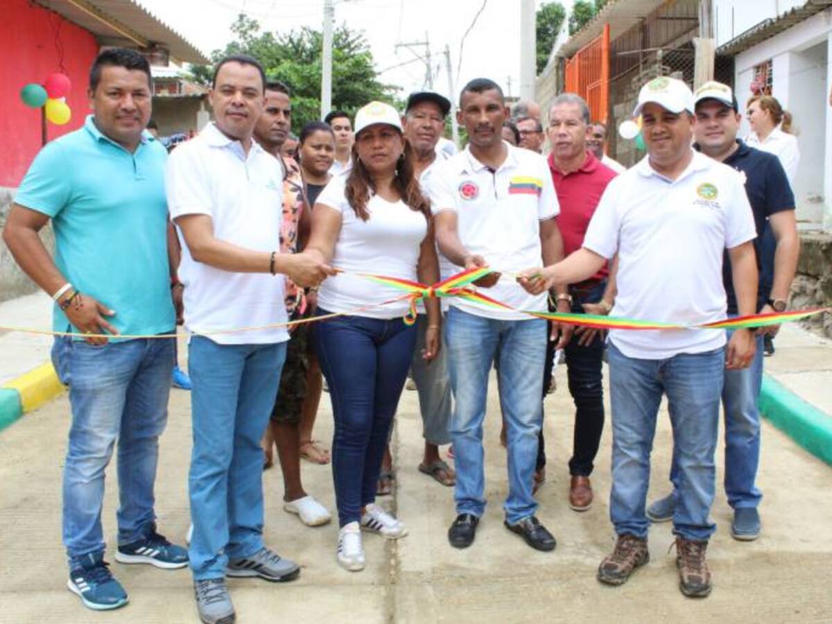 Nelson Mandela en el sur de Cartagena tiene otra calle pavimentada