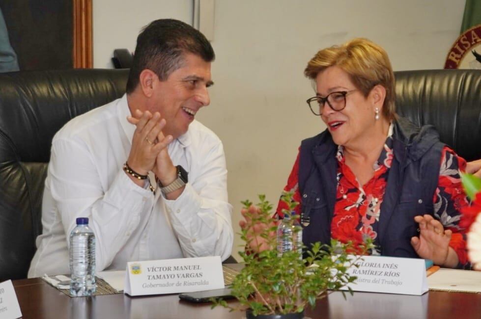 ministra de trabajo en su visita al departamento.