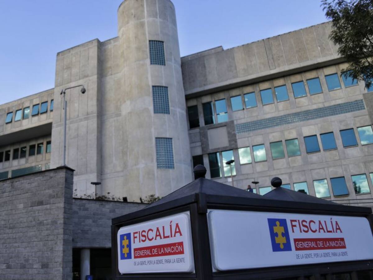 Fiscalía dice que 52 funcionarios públicos han sido vinculados en pandemia
