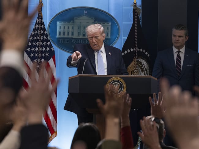 CNN y Político siguen vetados en la Casa Blanca pese a decisión judicial que lo revoca. Getty Images