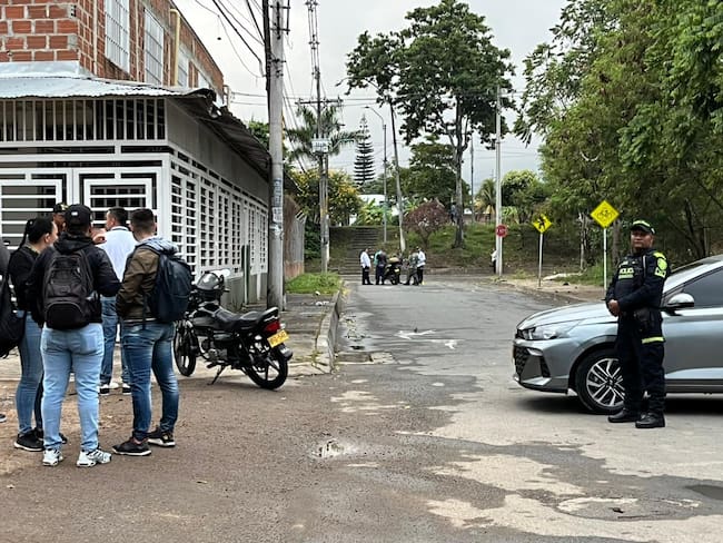 Ataque terrorista en Cali deja dos policías fallecidos