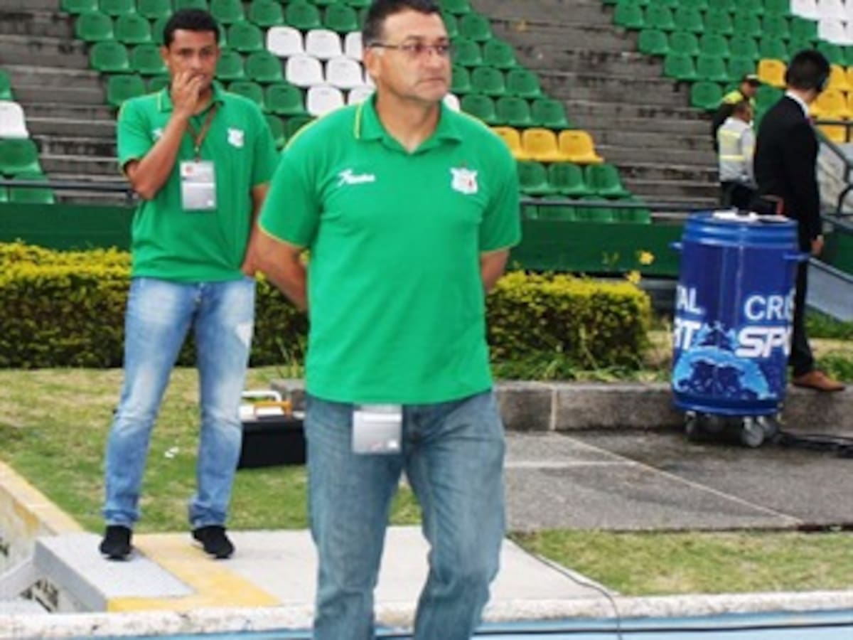 Eduardo Cruz deja la dirección técnica del Quindío
