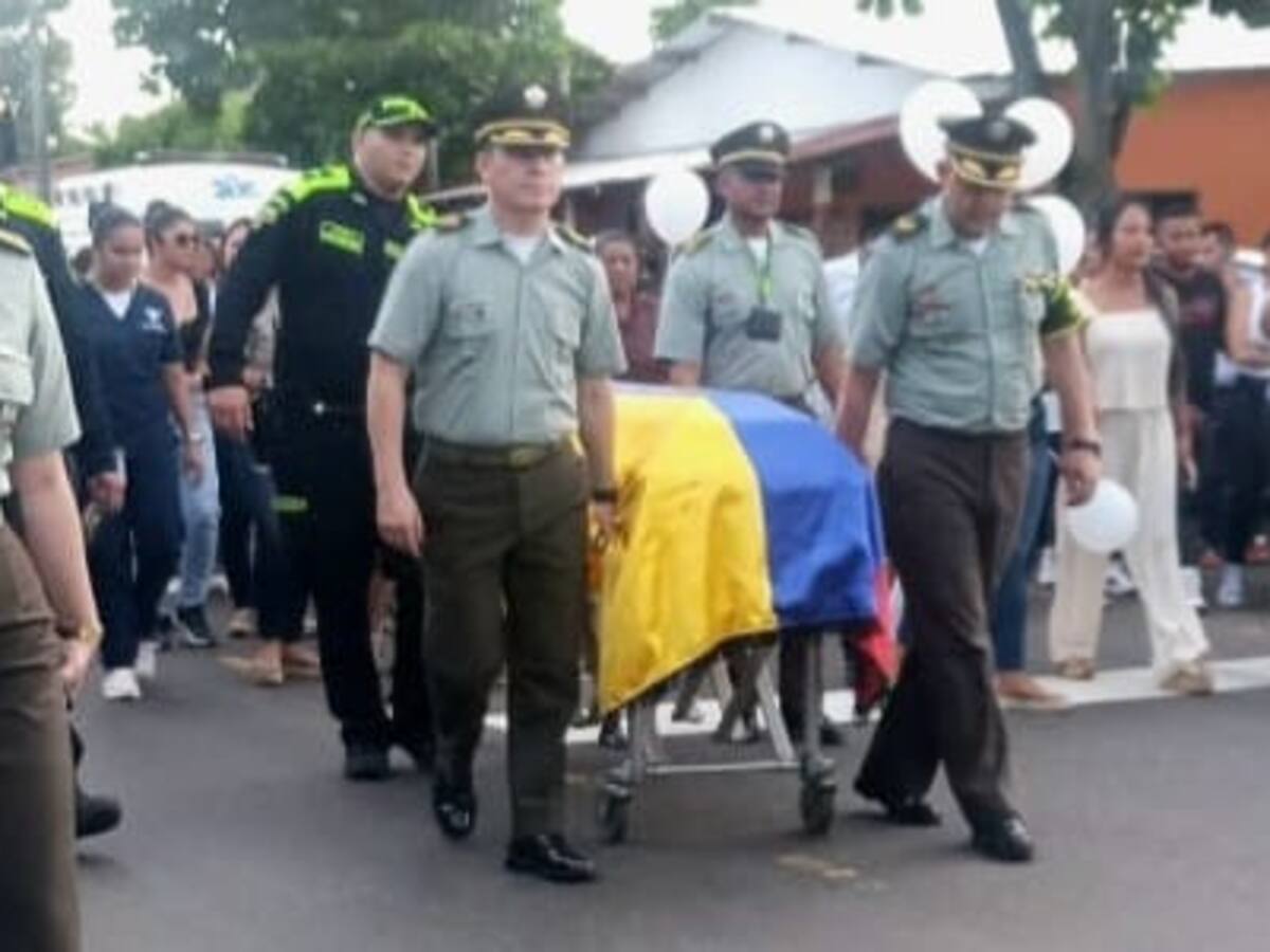 En Pueblo Nuevo despiden a patrullero cordobés asesinado en Antioquia