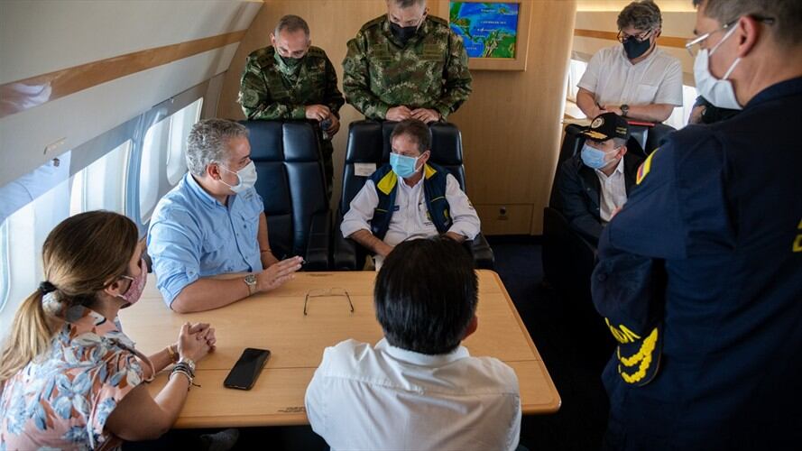 El presidente Iván Duque reveló que se comunicó con el alcalde de Providencia, quien reportó que hasta el momento hay una persona fallecida y una más desaparecida. Foto: Presidencia de la República