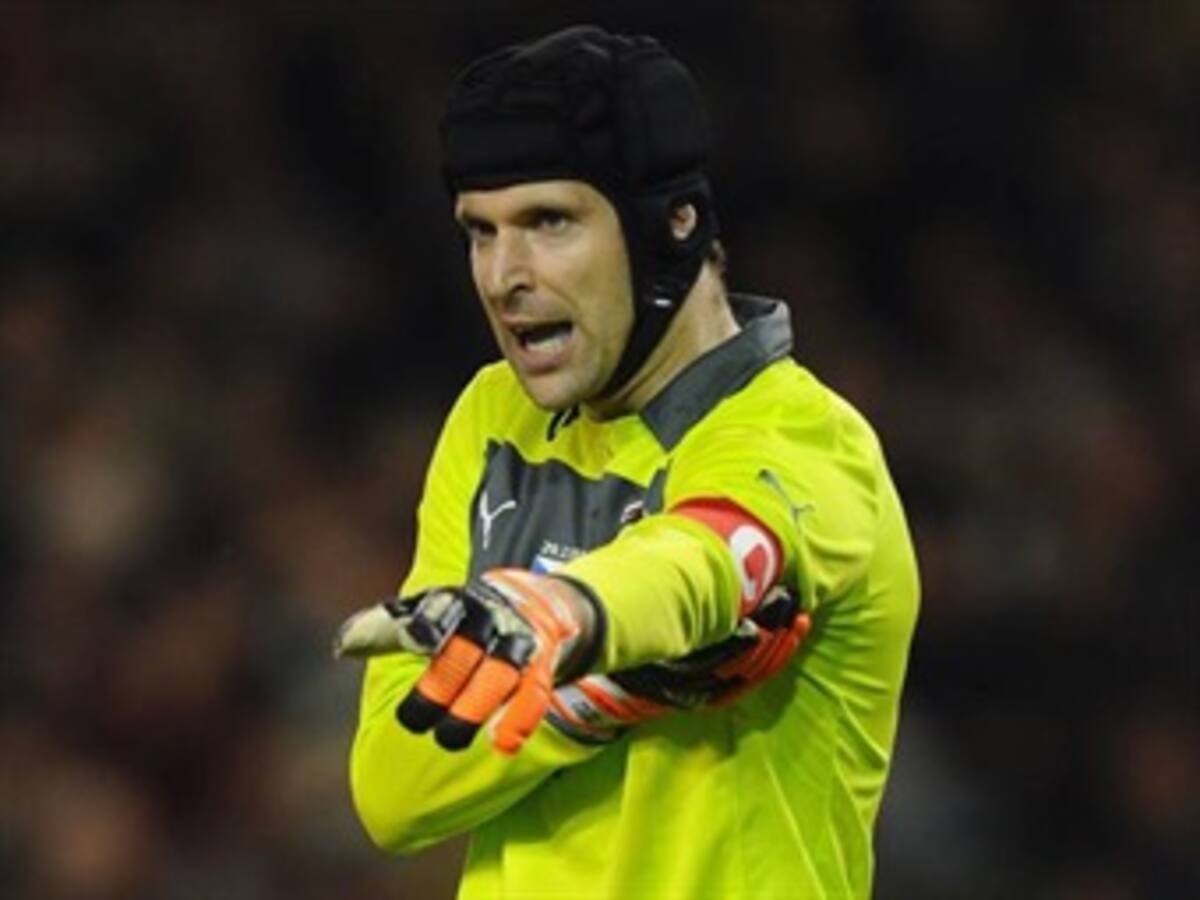 Petr Cech tendrá que ser operado al final de la temporada