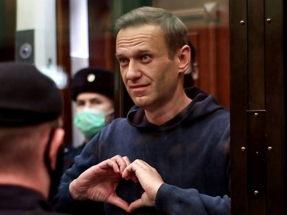 El opositor ruso Alexei Navalni fue condenado a 9 años de cárcel