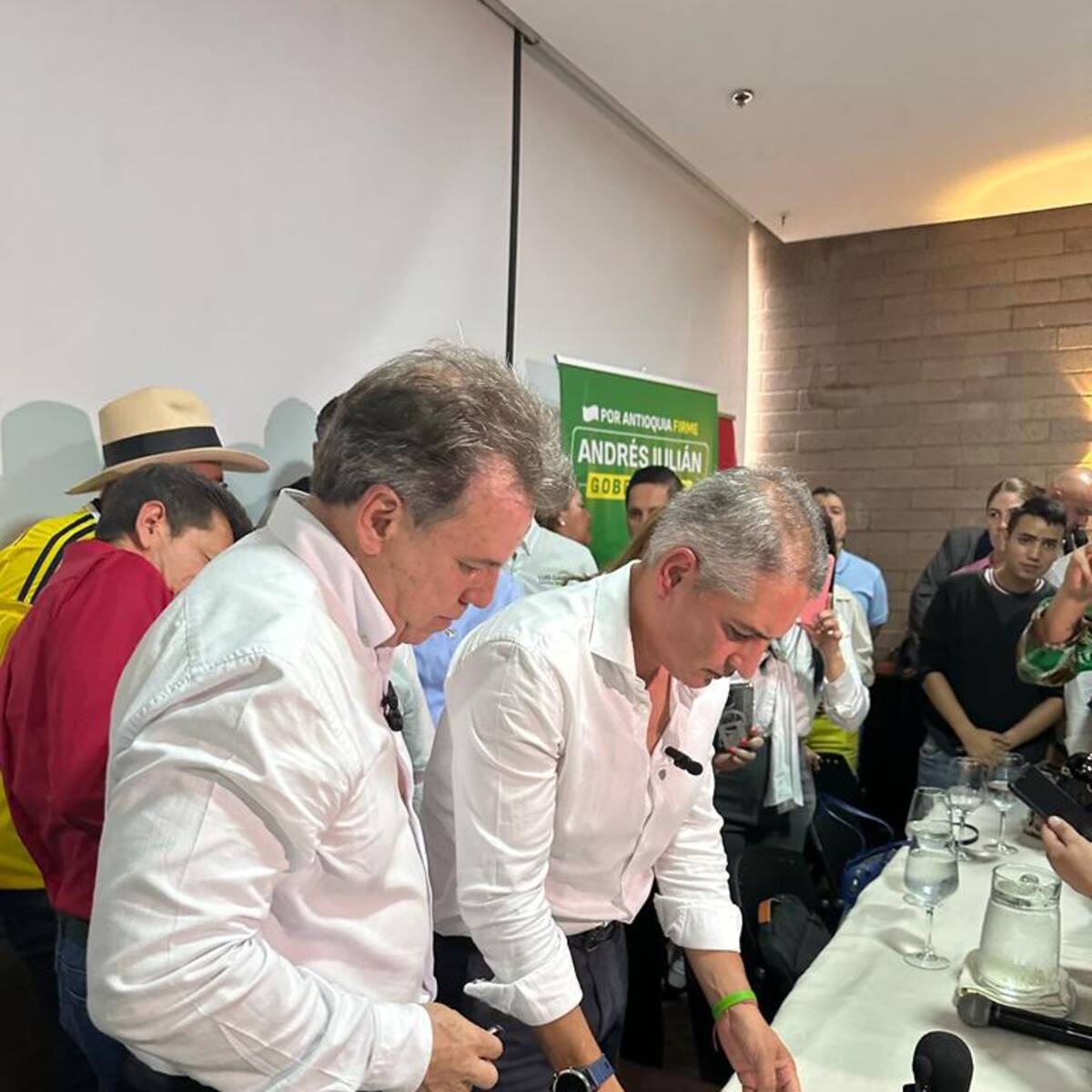Andrés Julián Rendón le ganó la consulta a Eugenio Prieto
