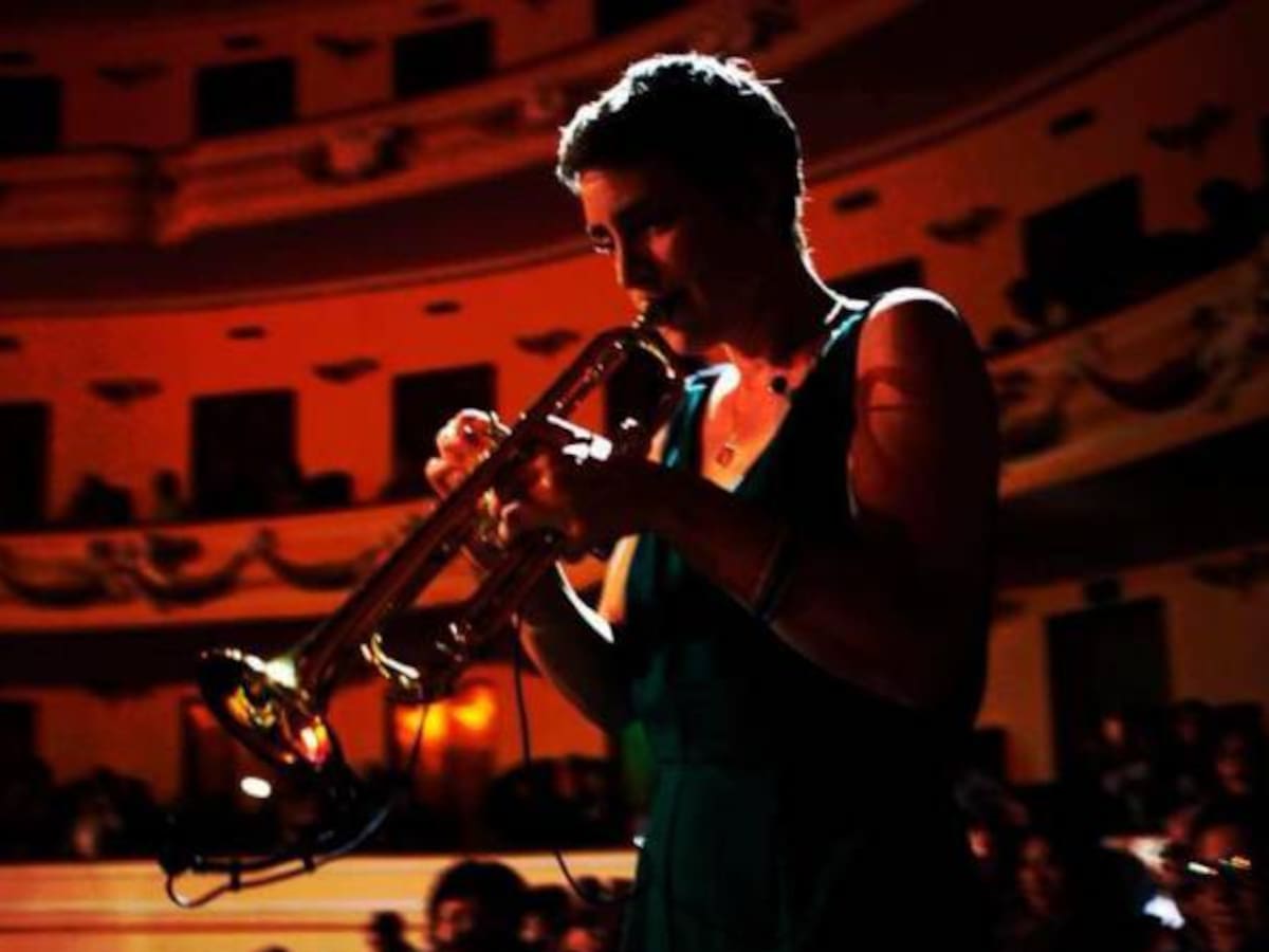 La natilla conquistó a la holandesa Maite Hontelé